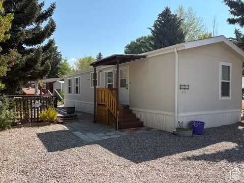 3061 Edgement Dr #250, Garden City, UT 84028