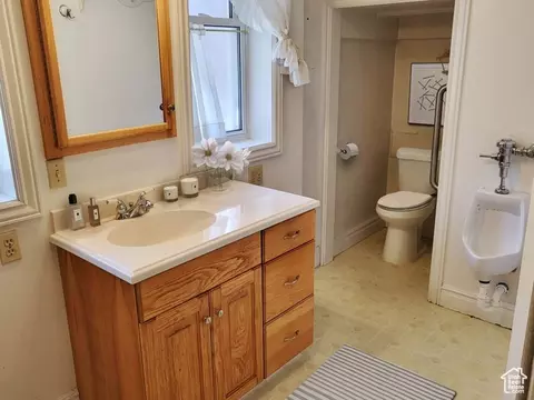 Bath - 416 N 100 W, Malad City, ID 83252 photo 1 of 2