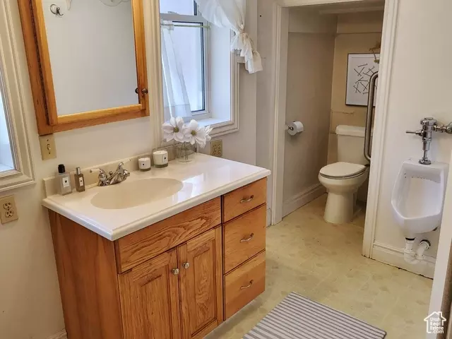 Bath - 416 N 100 W, Malad City, ID 83252 photo 1 of 2