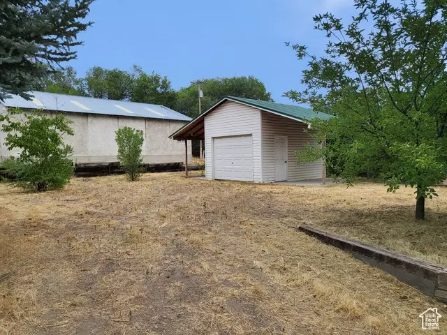 Exterior - 416 N 100 W, Malad City, ID 83252 photo 3 of 6