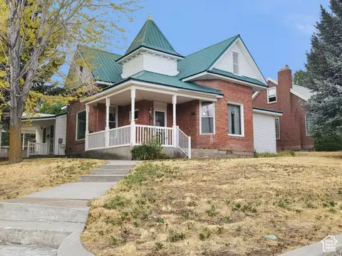 Exterior - 416 N 100 W, Malad City, ID 83252 photo 1 of 6
