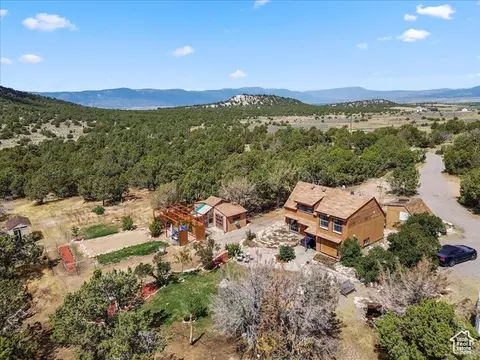 11450 N Pigeon Hollow Rd, Spring City, UT 84662