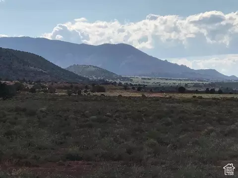 250 S River View Rd E, Torrey, UT 84775 photo 9