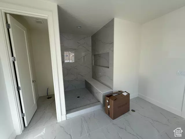 Bath - 804 N 150 E #4, American Fork, UT 84003 photo 3 of 5