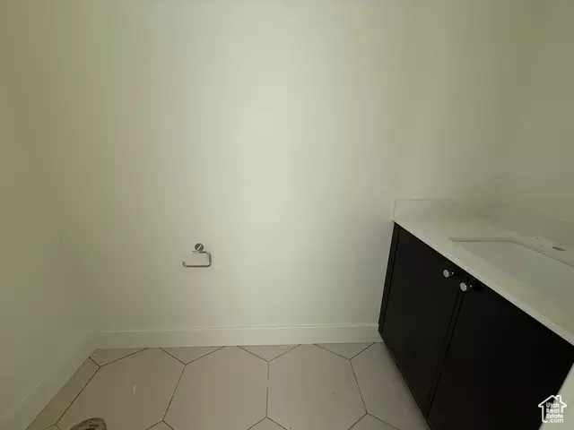 Bath - 804 N 150 E #4, American Fork, UT 84003 photo 1 of 5