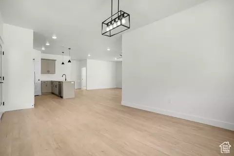 Living - 1631 W Century Ln #B, Mapleton, UT 84664 photo 4 of 5