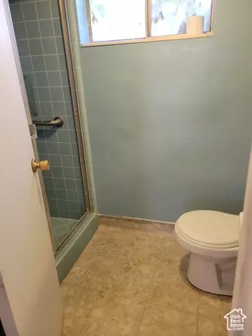 Bath - 360 W 200 N, Logan, UT 84321 photo 3 of 3