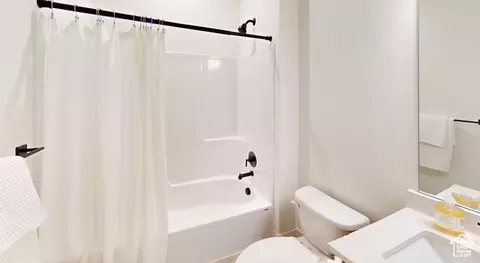 Bath - 1578 N 1350 E #12, Mapleton, UT 84664 photo 2 of 2