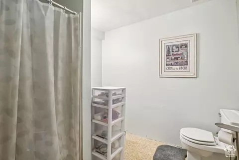 Bath - 5518 E Ashley Dr, Oakley, UT 84055 photo 3 of 3