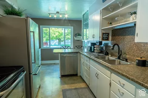 Kitchen - 665 E 400 S, River Heights, UT 84321 photo 3 of 3