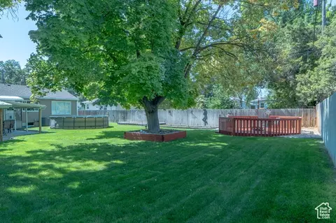 Exterior - 665 E 400 S, River Heights, UT 84321 photo 5 of 6