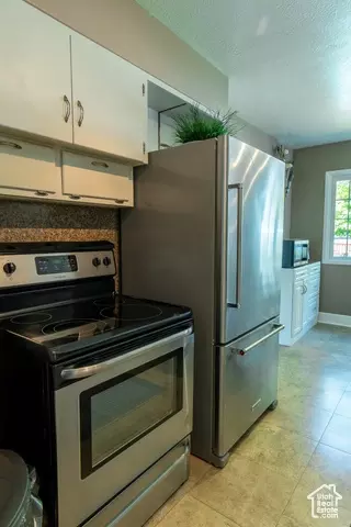 Kitchen - 665 E 400 S, River Heights, UT 84321 photo 1 of 3