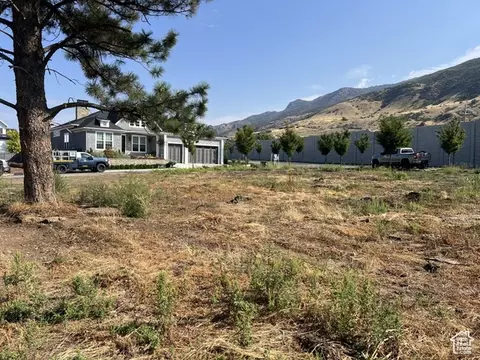 1236 E 100 S, Fruit Heights, UT 84037 photo 2