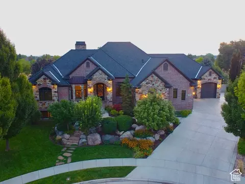 1933 N 1700 W, Farr West, UT 84404