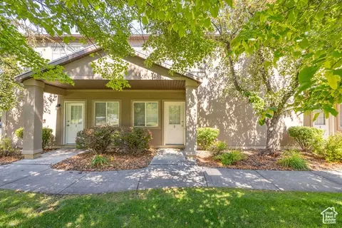 2 N Somerset Pl W, Logan, UT 84341