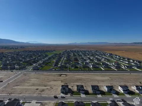201 E Aviator Ave N, Eagle Mountain, UT 84005 photo 3