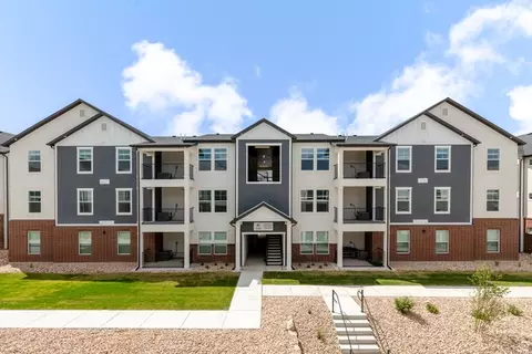 858 N Coulsen Dr #K301, Saratoga Springs, UT 84045