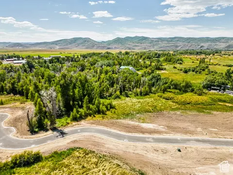 919 River Haven Rd #114, Oakley, UT 84055