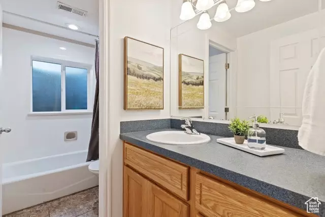 Bath - 454 S Jay St W, Kaysville, UT 84037 photo 4 of 4