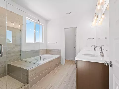 Bath - 18 S Crimson Way #304, Mapleton, UT 84664 photo 4 of 4