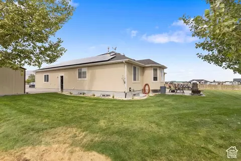 Exterior - 415 S Worthington St, Grantsville, UT 84029 photo 3 of 4