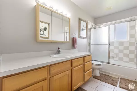 Bath - 415 S Worthington St, Grantsville, UT 84029 photo 3 of 4