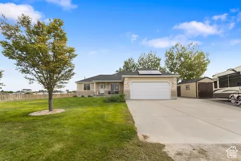 Exterior - 415 S Worthington St, Grantsville, UT 84029 photo 2 of 4