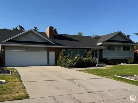 221 E 800 N, Tremonton, UT 84337