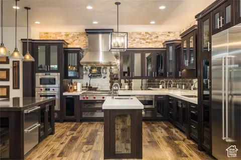 Kitchen - 1261 N Main Rubicon Trl #R-1, Moab, UT 84532 photo 2 of 4