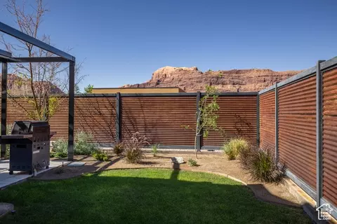 Exterior - 1261 N Main Rubicon Trl #R-1, Moab, UT 84532 photo 9 of 35