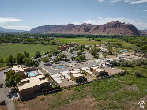 View/Area - 1261 N Main Rubicon Trl #R-1, Moab, UT 84532 photo 2 of 9