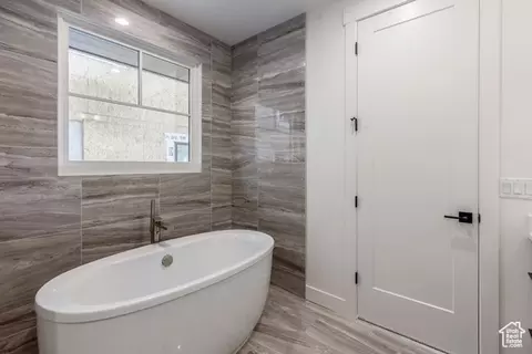 Bath - 678 E Silver Hill Loop #93, Hideout, UT 84036 photo 3 of 6