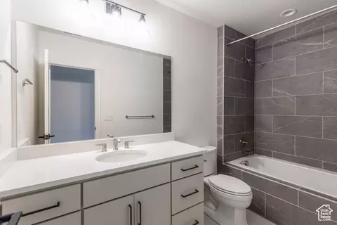 Bath - 678 E Silver Hill Loop #93, Hideout, UT 84036 photo 6 of 6