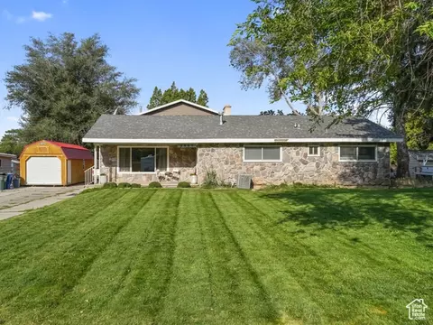 2065 Robins Ave, Ogden, UT 84401