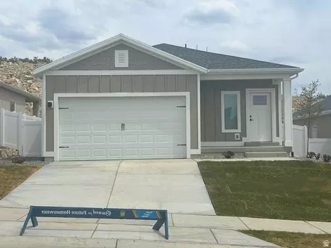 7266 Bald Eagle Way N, Eagle Mountain, UT 84005