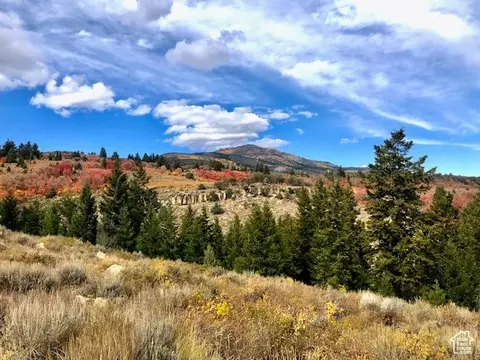 1745 W Cedar Ridge Dr #E 52, Garden City, UT 84028