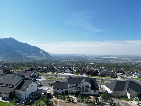 View/Area - 822 E Mountain Rd, North Ogden, UT 84414 photo 4 of 6