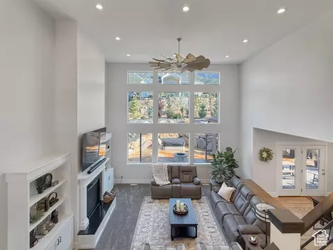 Living - 822 E Mountain Rd, North Ogden, UT 84414 photo 3 of 8