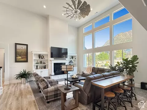 Living - 822 E Mountain Rd, North Ogden, UT 84414 photo 5 of 8