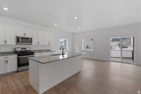 Kitchen - 7075 Three Warriors Way N, Eagle Mountain, UT 84005 photo 1 of 2