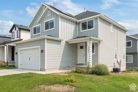 Exterior - 4695 E Breezy Patch Rd, Eagle Mountain, UT 84005 photo 2 of 5