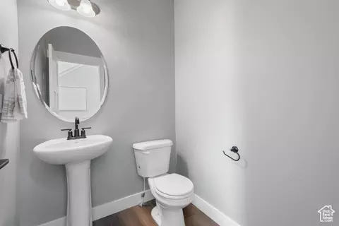 Bath - 4695 E Breezy Patch Rd, Eagle Mountain, UT 84005 photo 1 of 8