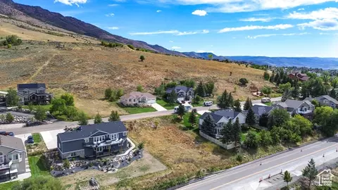 4133 N Wolf Ridge Cir #10, Eden, UT 84310