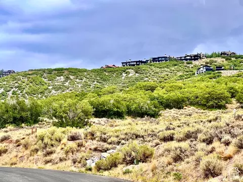 695 E Canyon Gate Rd #66, Park City, UT 84098