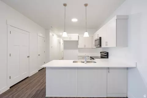 Kitchen - 709 W 4500 S #N301, Mapleton, UT 84664 photo 3 of 3