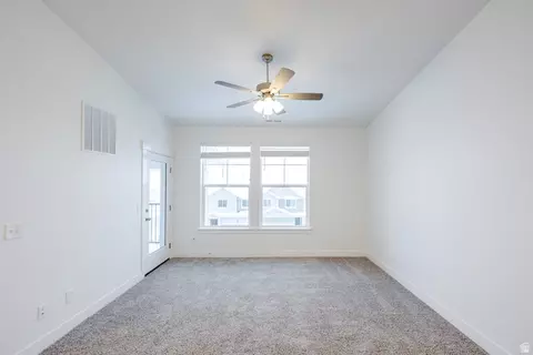 Living - 709 W 4500 S #N302, Mapleton, UT 84664 photo 1 of 2
