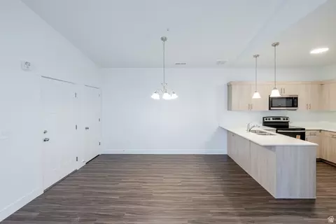 Dining - 709 W 4500 S #N302, Mapleton, UT 84664 photo 1 of 1