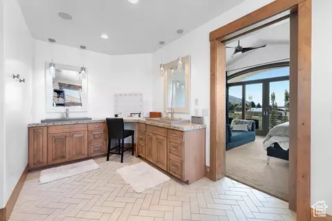 Bath - 382 E Heritage Dr, Alpine, UT 84004 photo 2 of 7