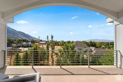 Exterior - 382 E Heritage Dr, Alpine, UT 84004 photo 4 of 6