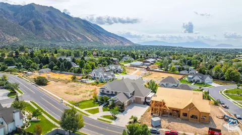 View/Area - 382 E Heritage Dr, Alpine, UT 84004 photo 3 of 5